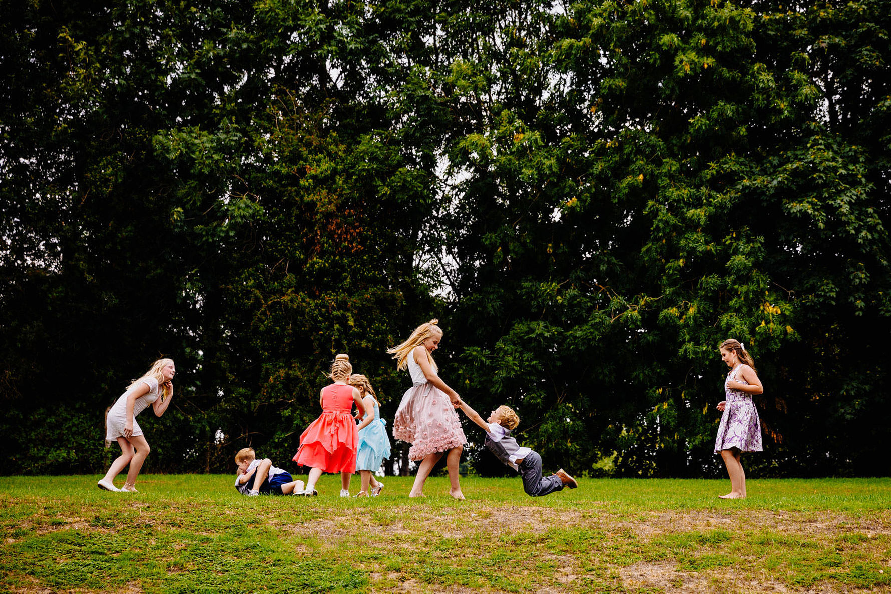 children playing at a wedding