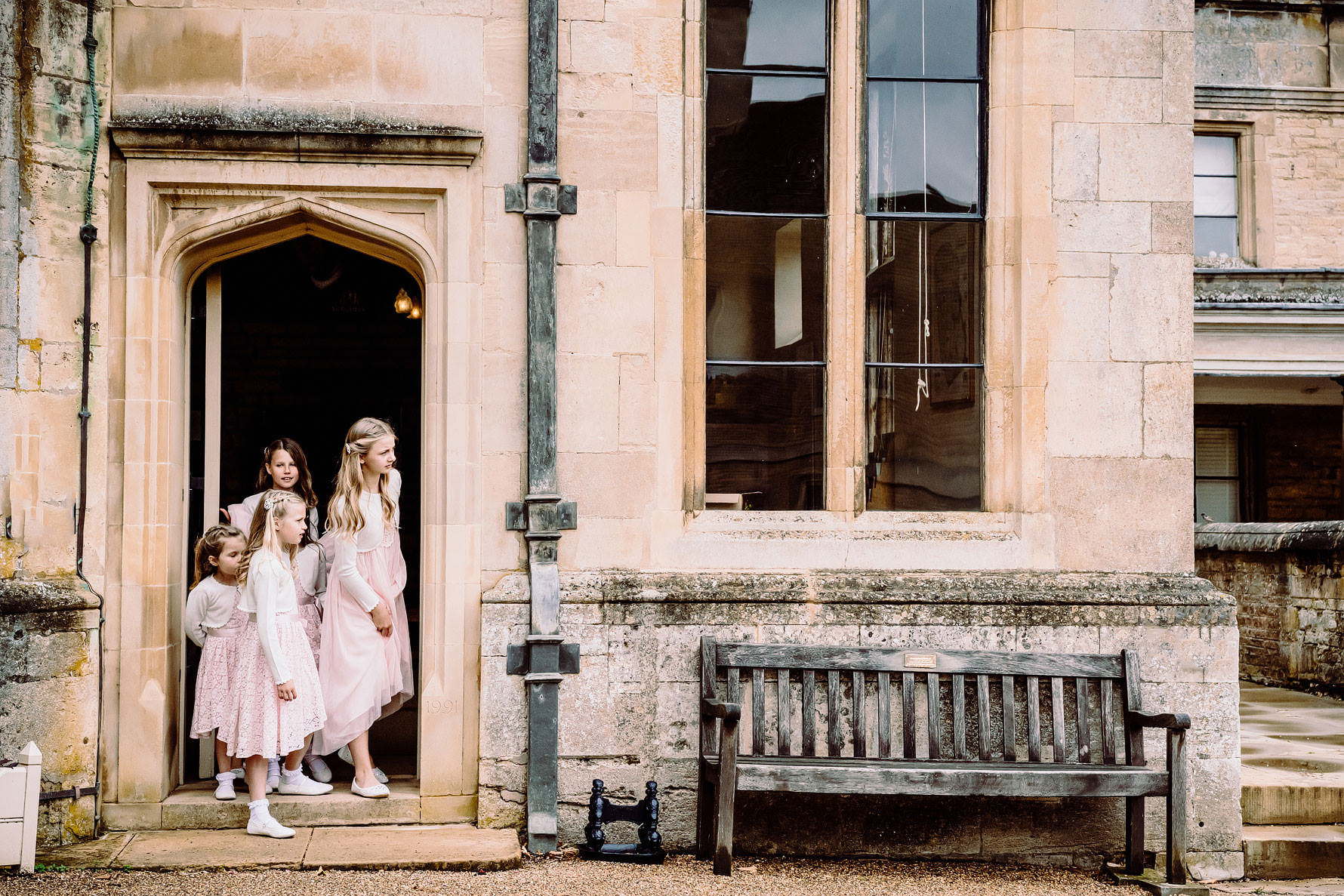 bridemaids asit the arrival of the bride