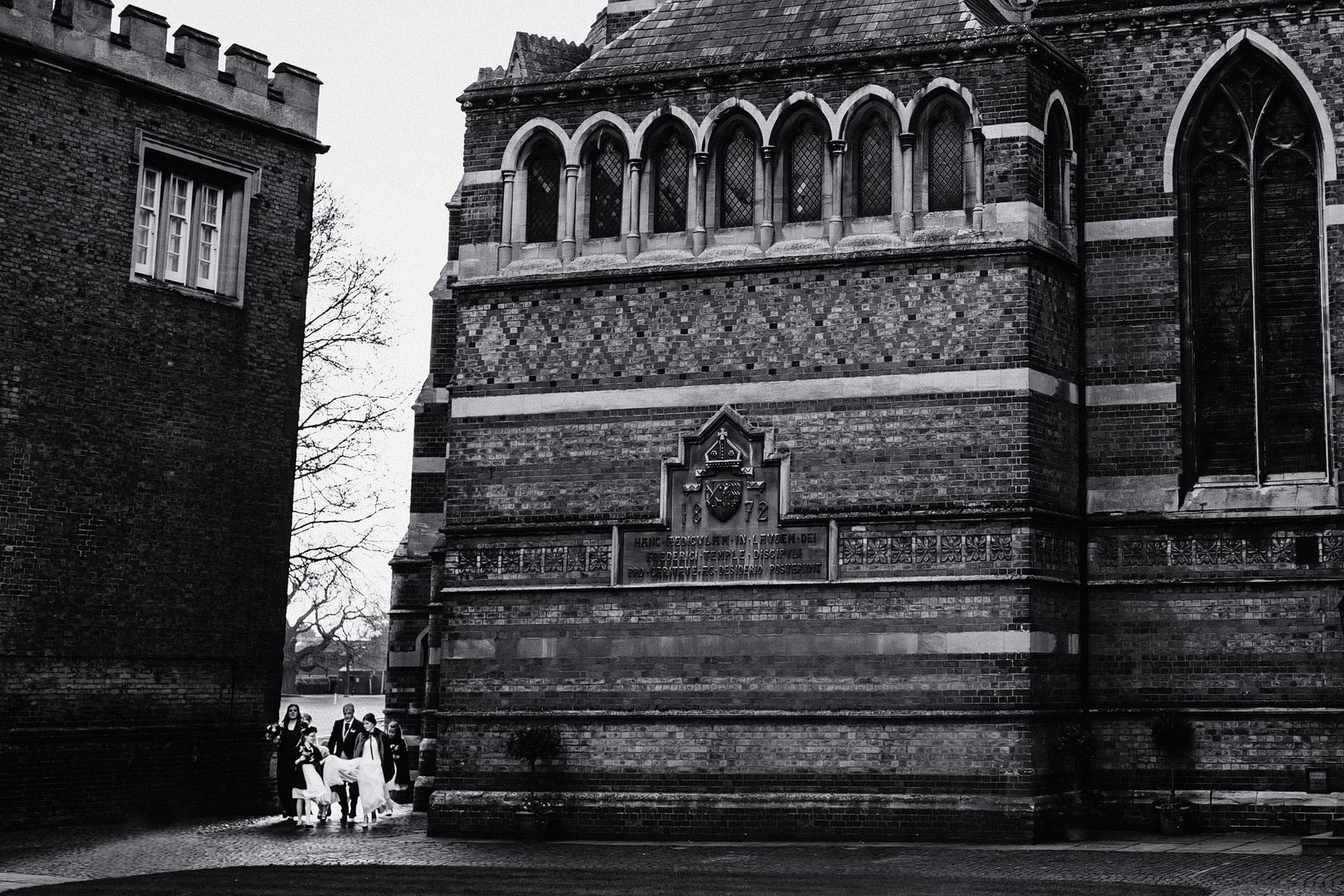 weddings in black and white