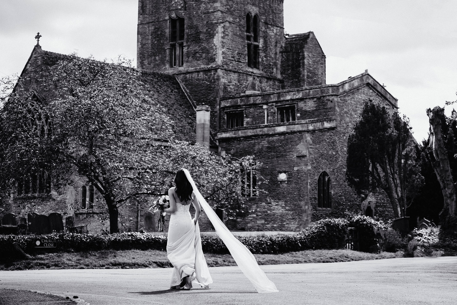 a documentary image of a bride