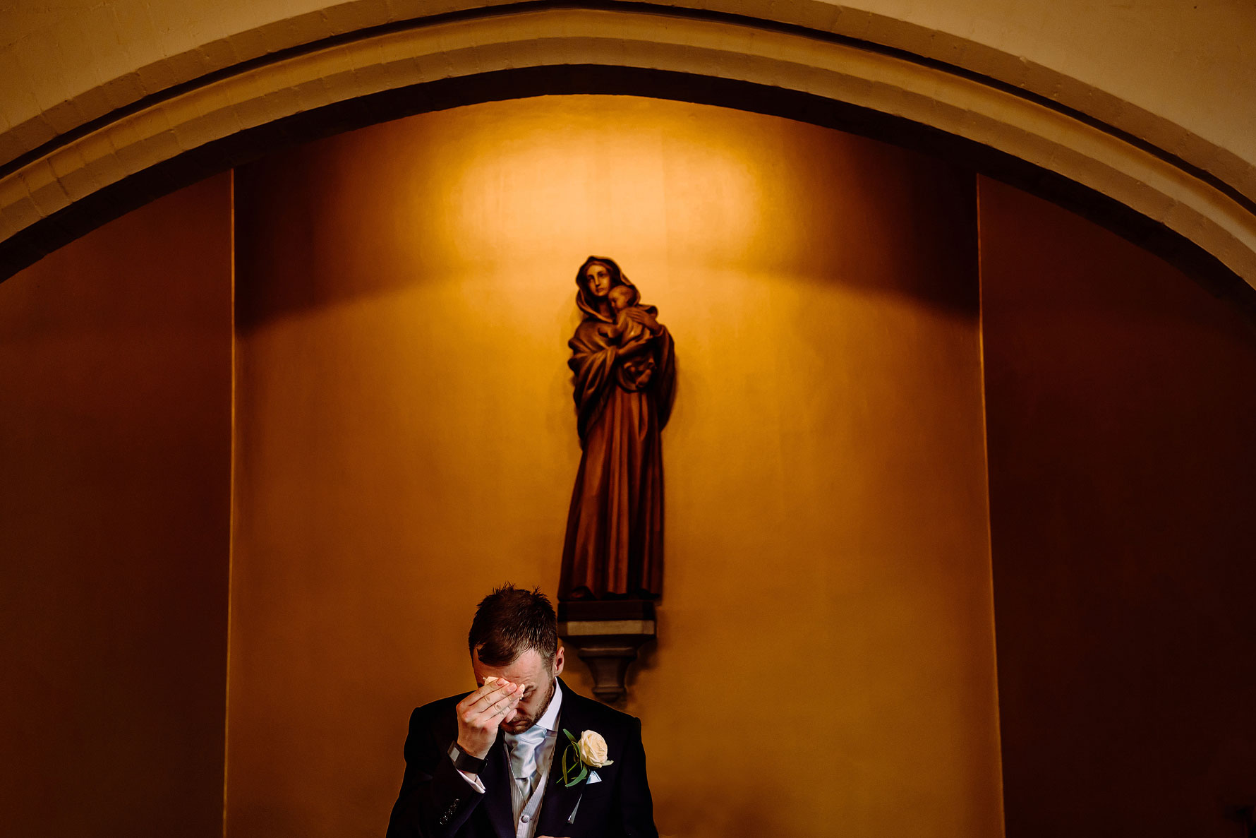 an award winning wedding photograph by elliot w patching