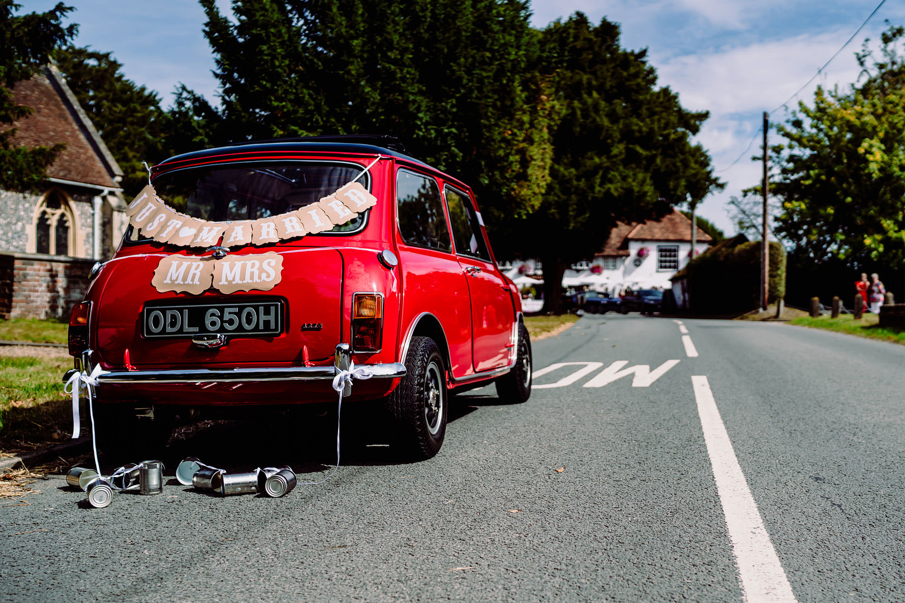 a wedding day mini cooper