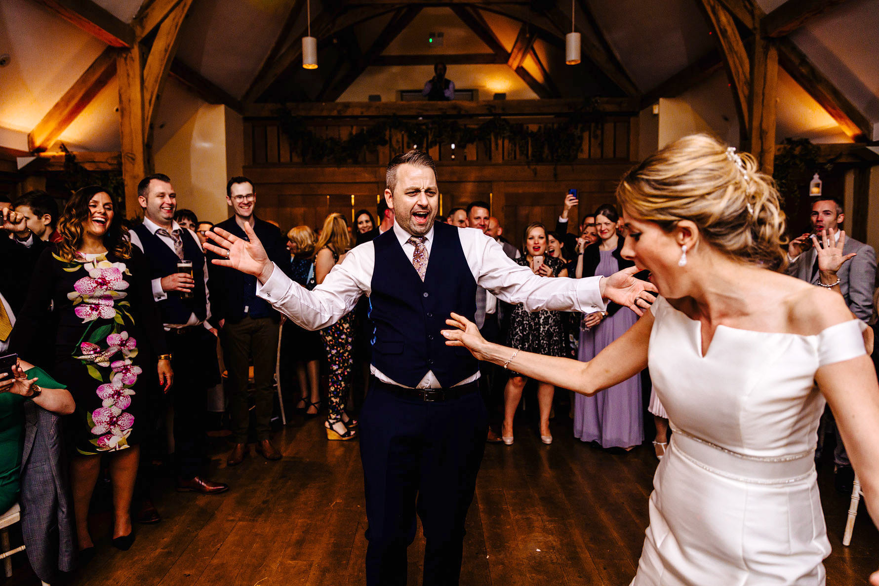 wedding photograpy at sulgrave manor by elliot w patching photography